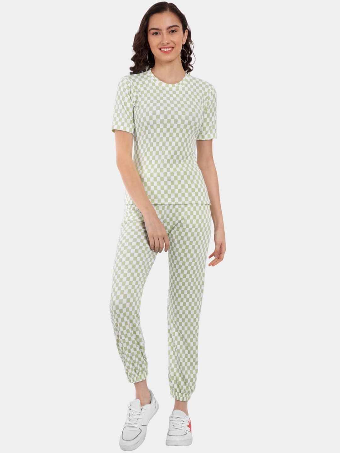 

Morang Printed T-Shirt & Joggers Co-Ords, Green