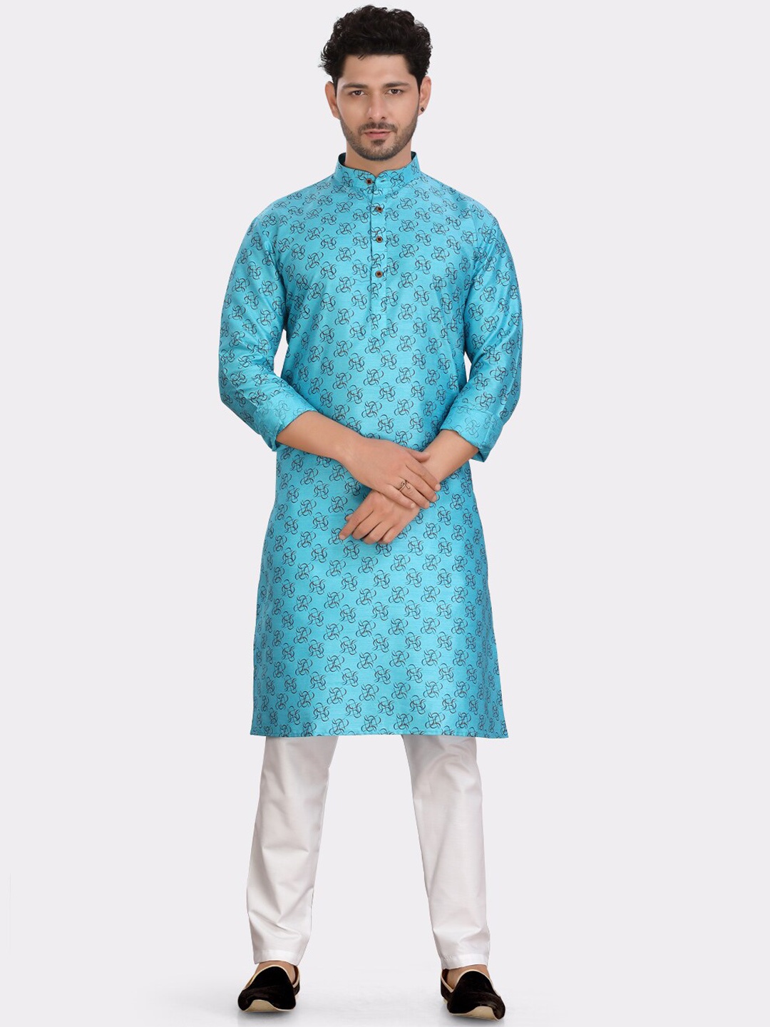 

SHIWAM ETHNIX Men Abstract Printed Silk Kurta, Blue