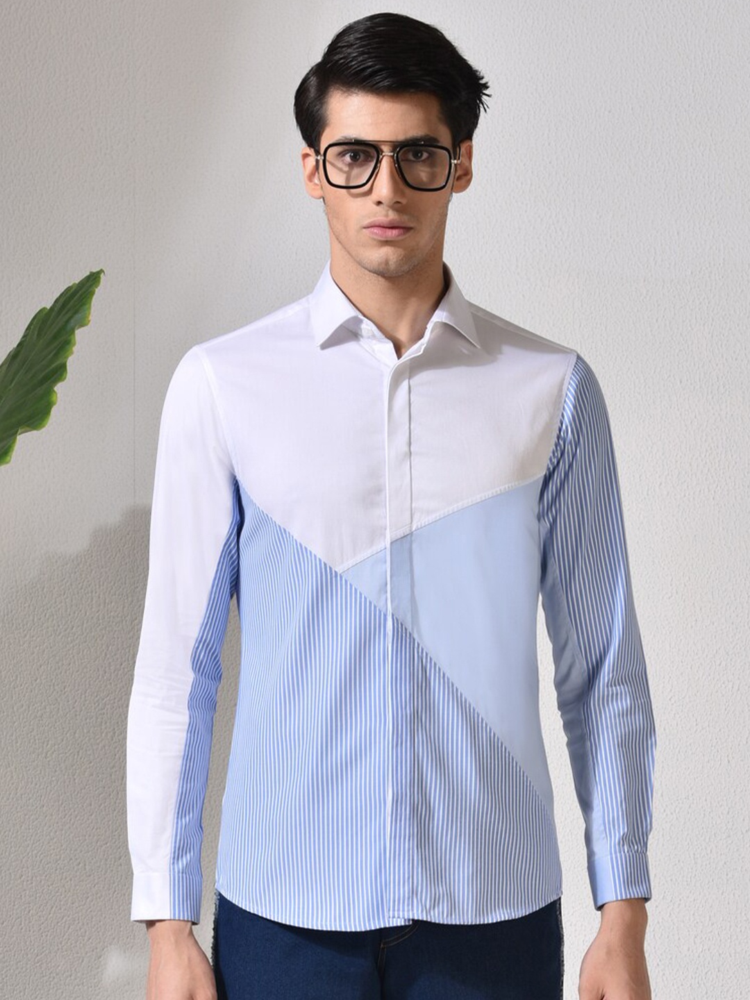 

ABKASA Colourblocked Striped Sharp Slim Fit Cotton Casual Shirt, White