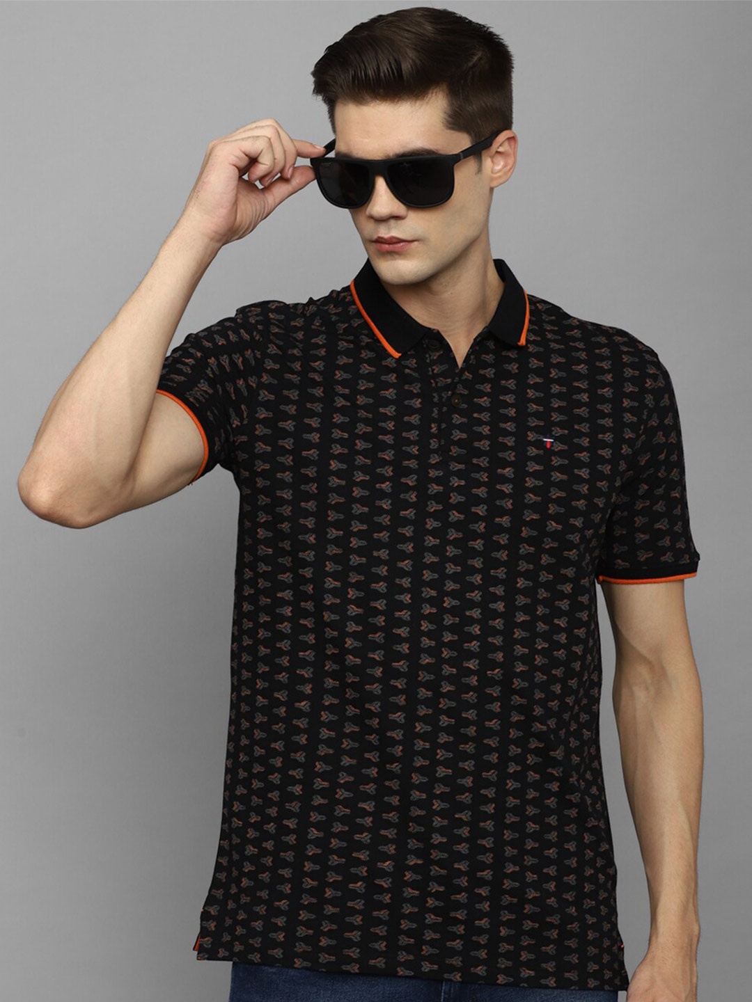 

Louis Philippe Jeans Printed Polo Collar Slim Fit Pure Cotton T-shirt, Black