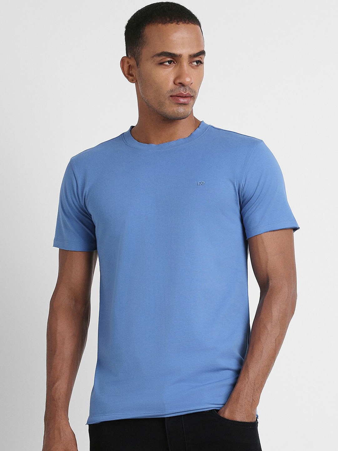 

Peter England Casuals Round Neck Slim Fit T-shirt, Blue