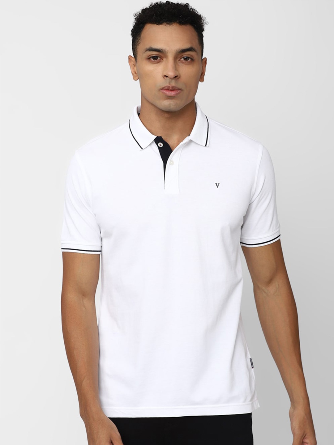 

Van Heusen Sport Polo Collar Pure Cotton T-shirt, White