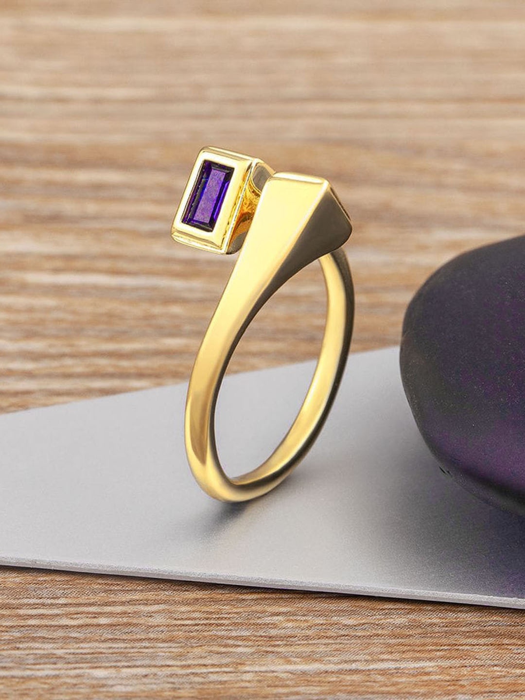 

ZIVOM 18K Gold-Plated Rectangle Crystal Copper Anti Tarnish Ring