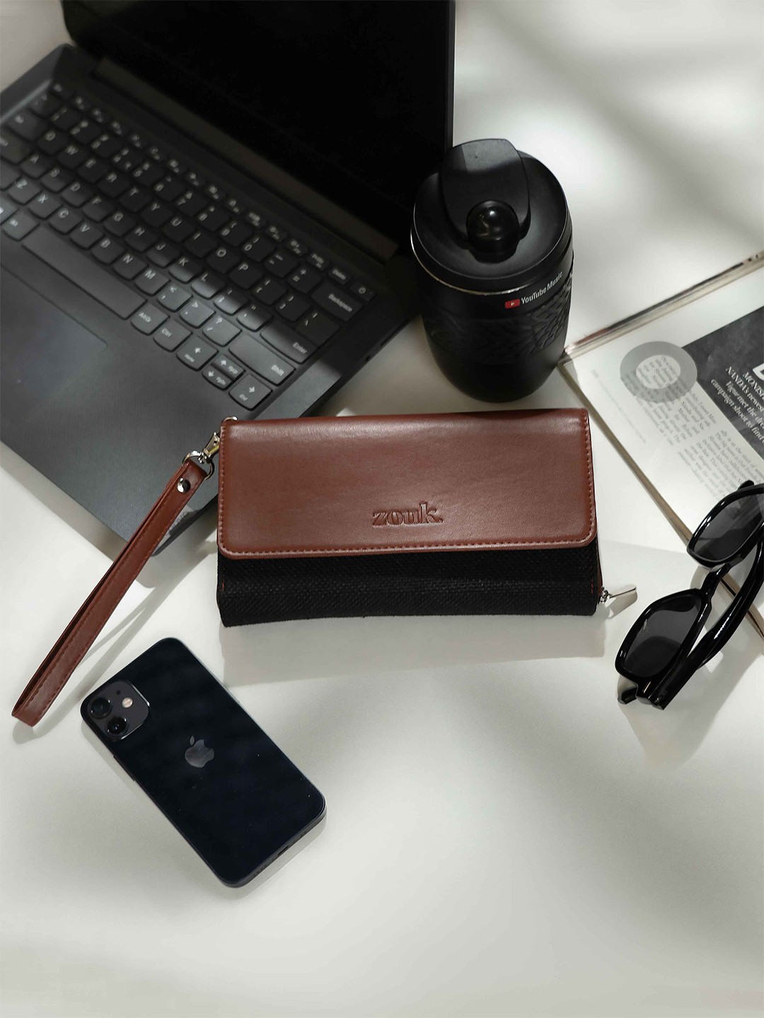 

ZOUK Zip Around Wallet, Black