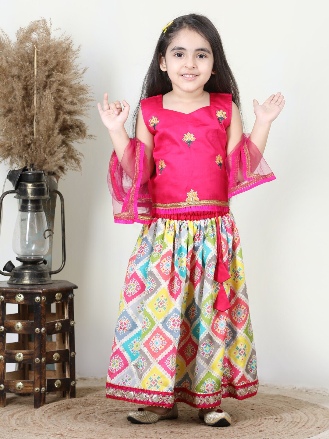 

Here&Now X Kinder Kids Girls Embroidered Ready to Wear Lehenga Choli With Dupatta, Pink