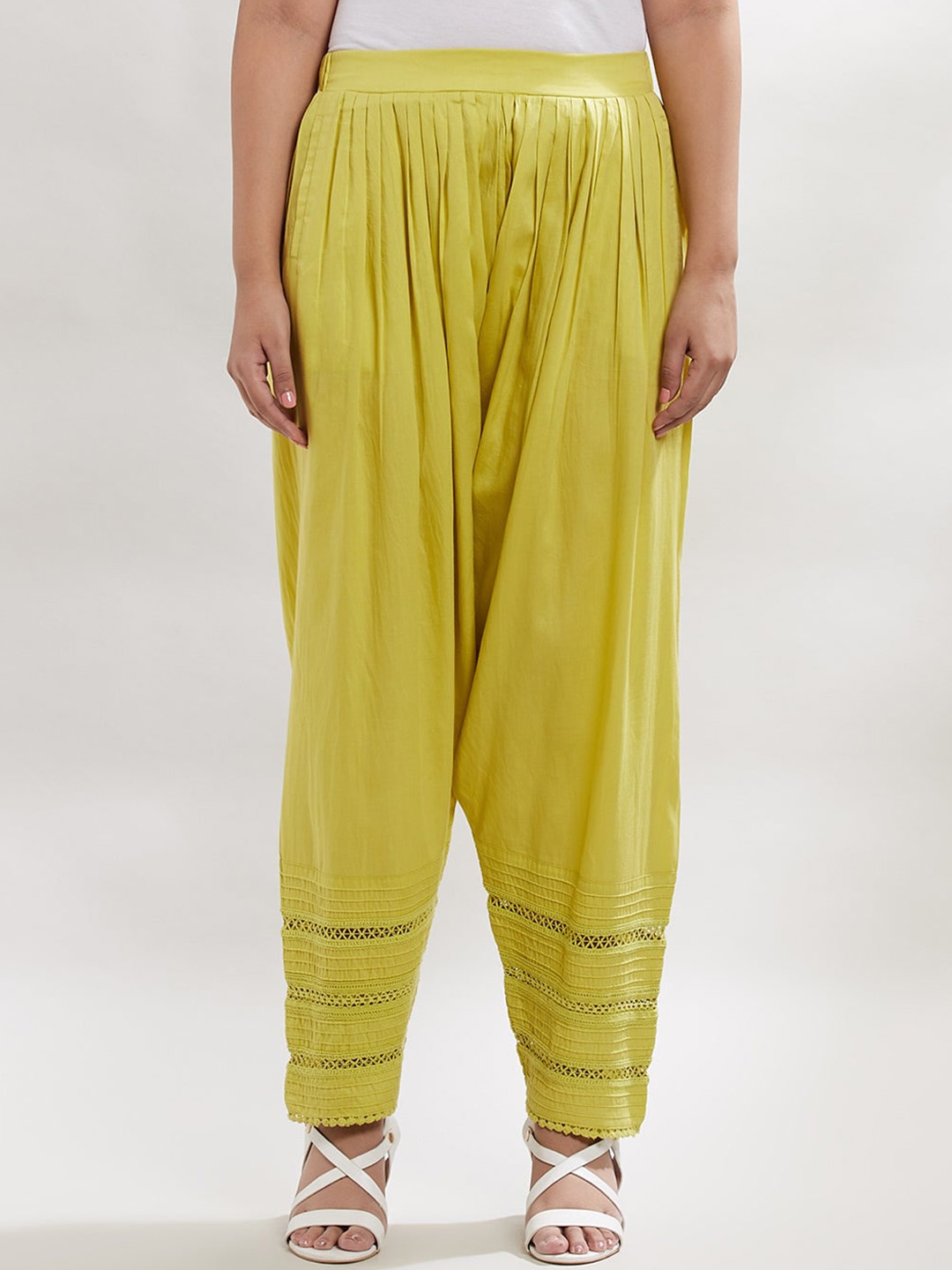 

Lakshita Women Pure Cotton Salwar, Green