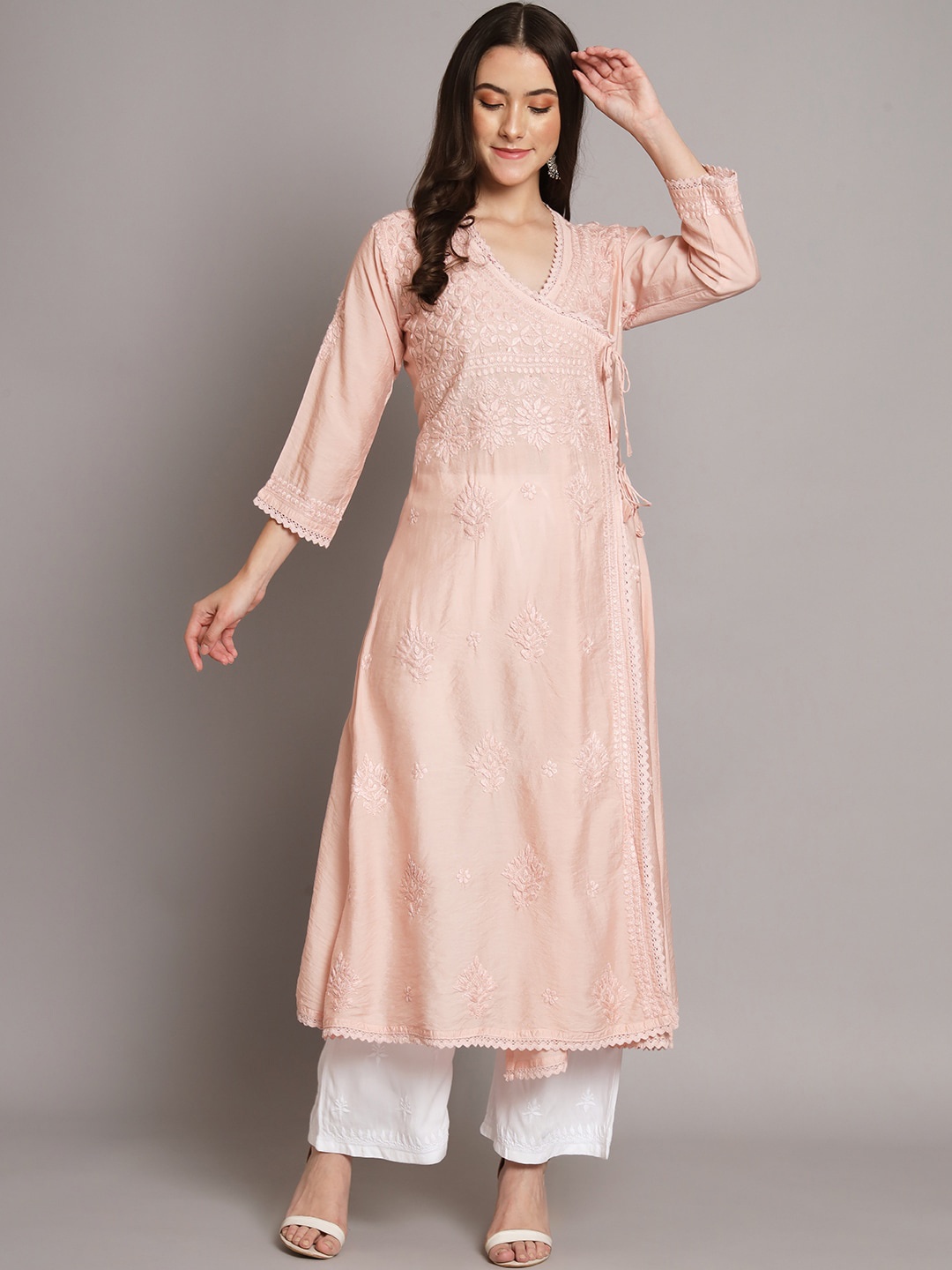 

PARAMOUNT CHIKAN Floral Embroidered Chikankari Chanderi Cotton Kurta, Peach