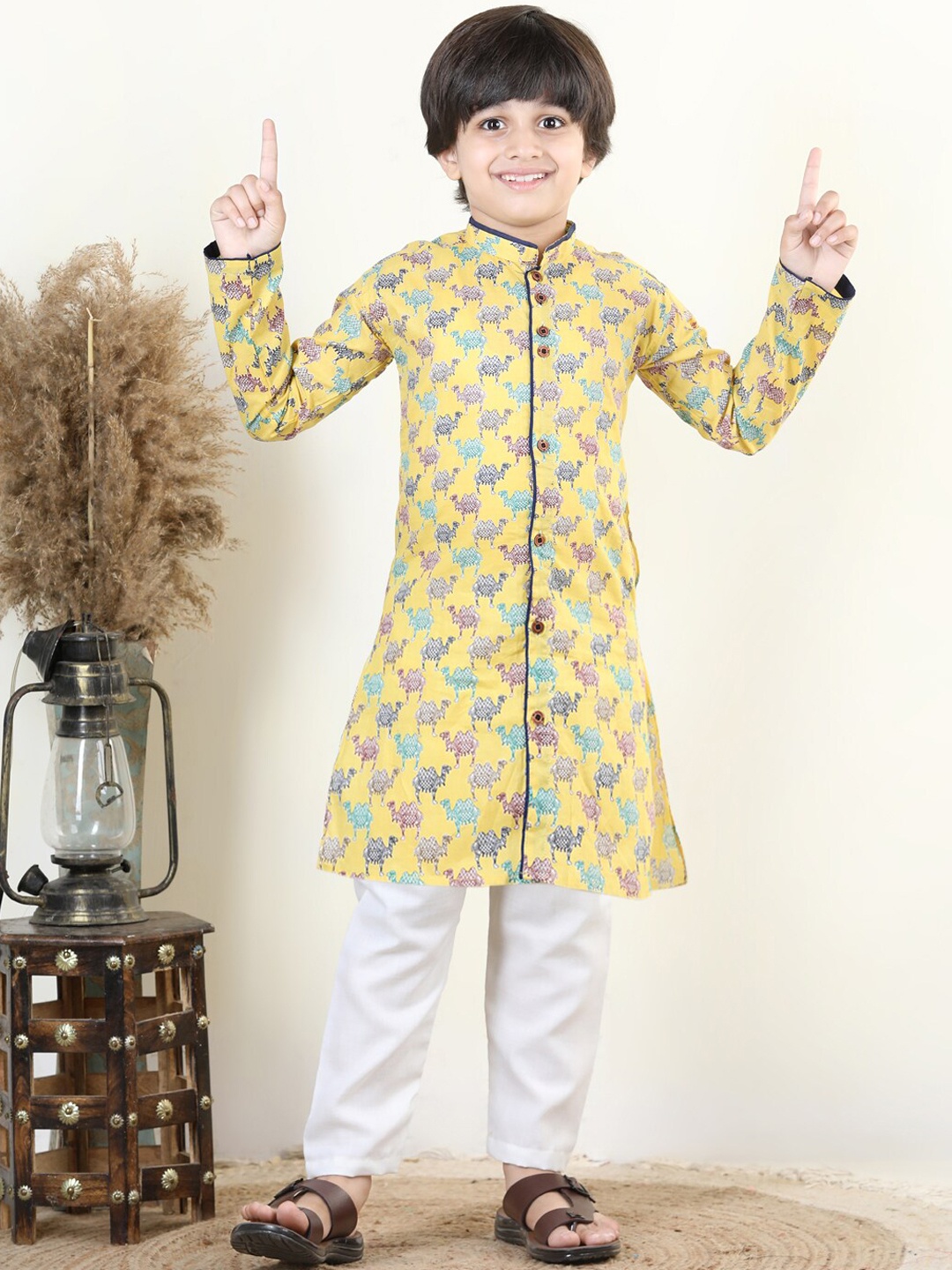 

Here&Now X Kinder Kids Boys Ethnic Motifs Printed Pure Cotton Kurta with Pyjamas, Yellow
