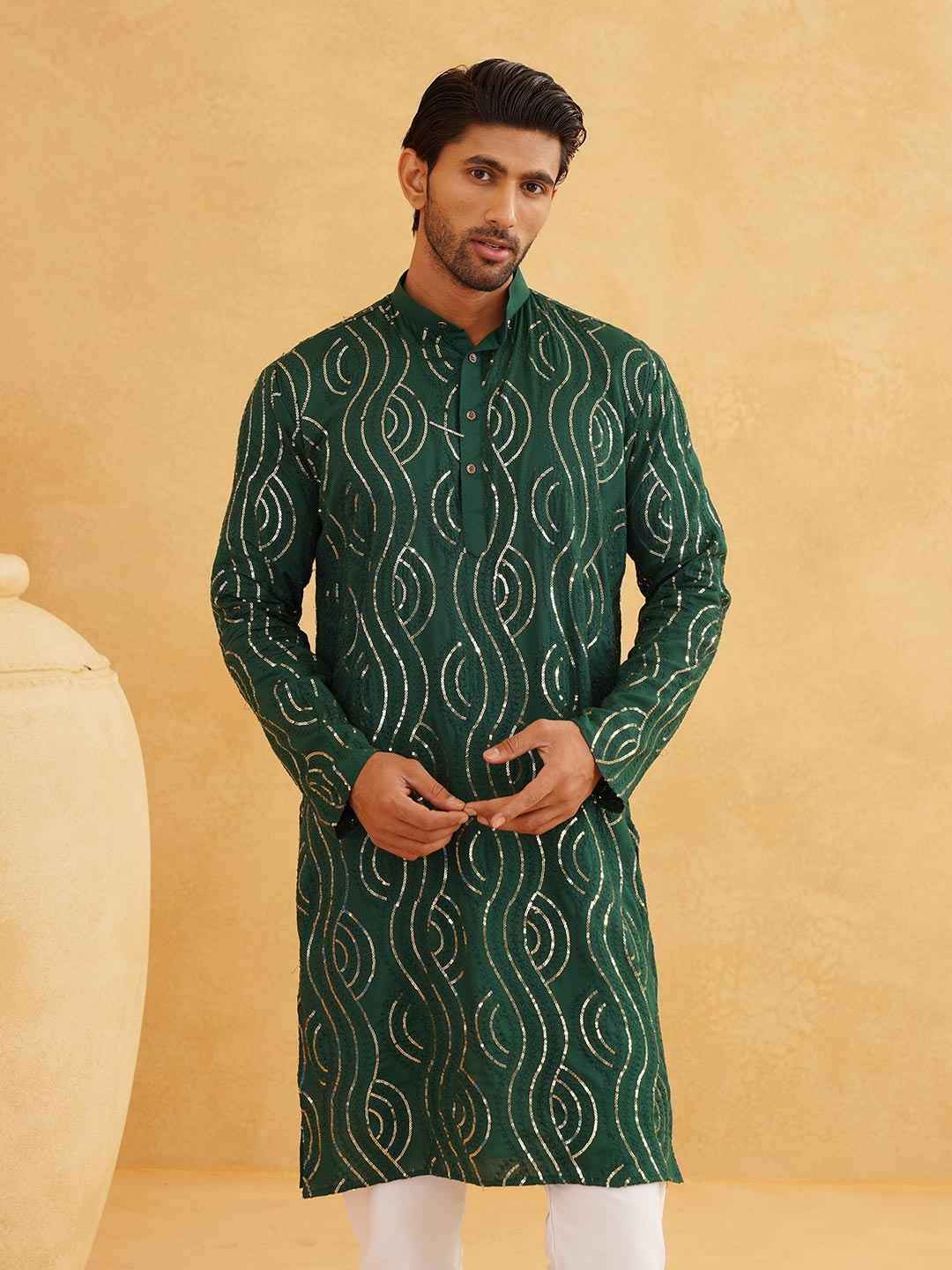

SOJANYA Mandarin Collar Sequined Pure Cotton Kurta, Green