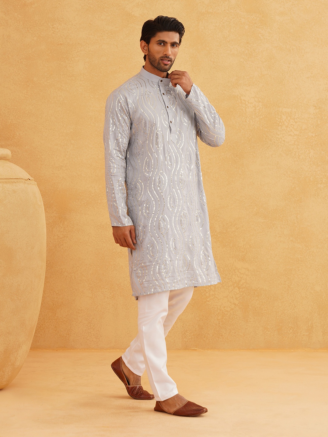 

SOJANYA Leheriya Embroidered Sequinned Pure Cotton Kurta With Churidar, Grey