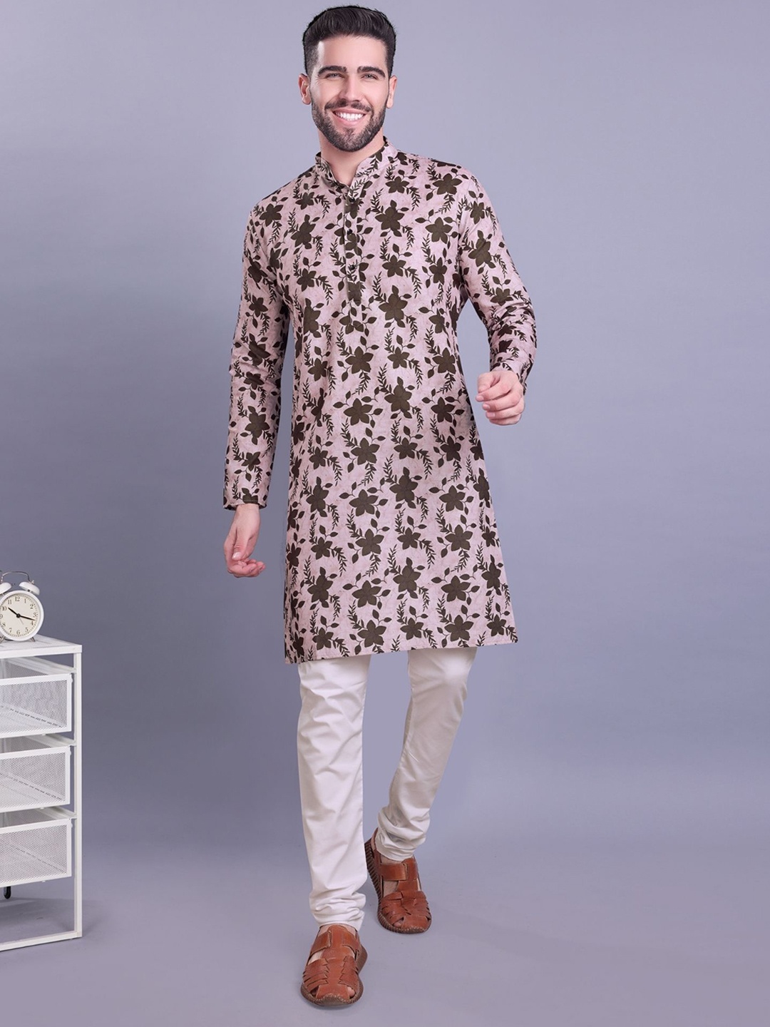 

SHIWAM ETHNIX Floral Printed Mandarin Collar Cotton Kurta, Peach