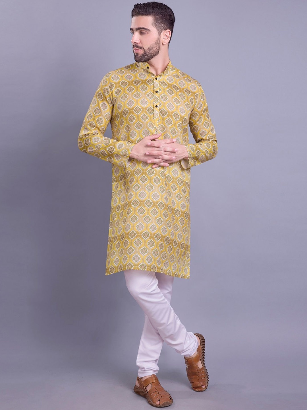 

SHIWAM ETHNIX Floral Printed Mandarin Collar Kurta, Yellow