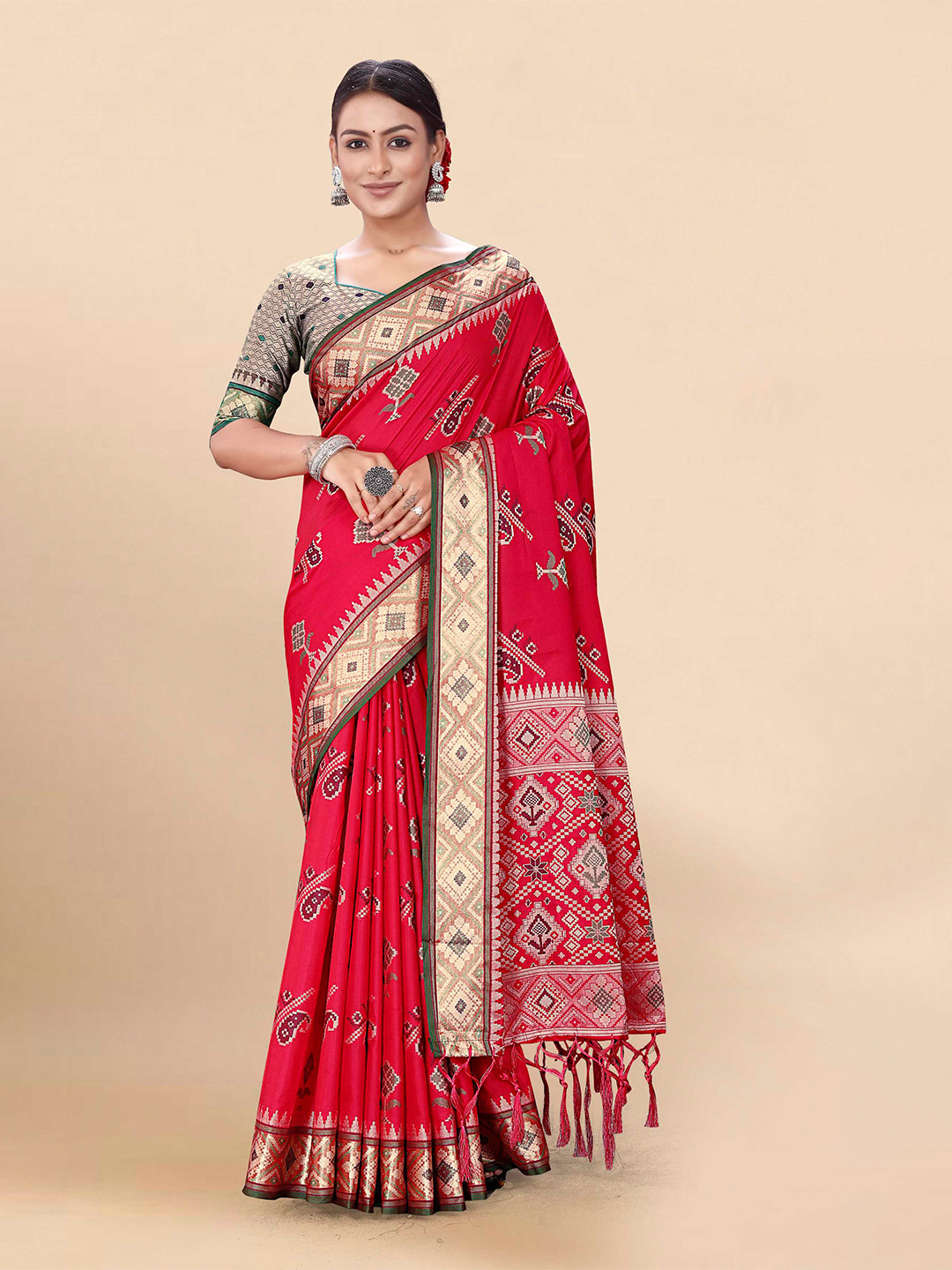 

Mitera Pink & Grey Woven Design Silk Blend Patola Saree