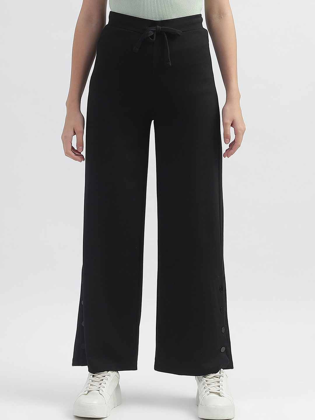 

United Colors of Benetton Women Mid-Rise Flared Parallel Trousers, Black
