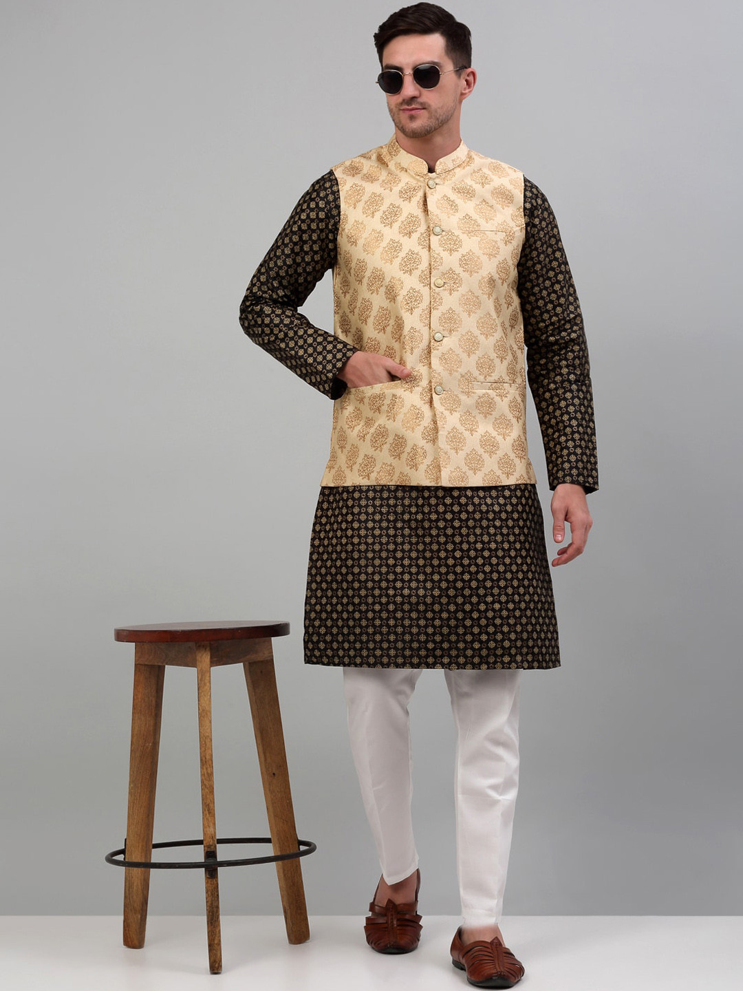 

Jompers Ethnic Motifs Printed Mandarin Collar Regular Kurta & Pyjamas With Nehru Jacket, Cream
