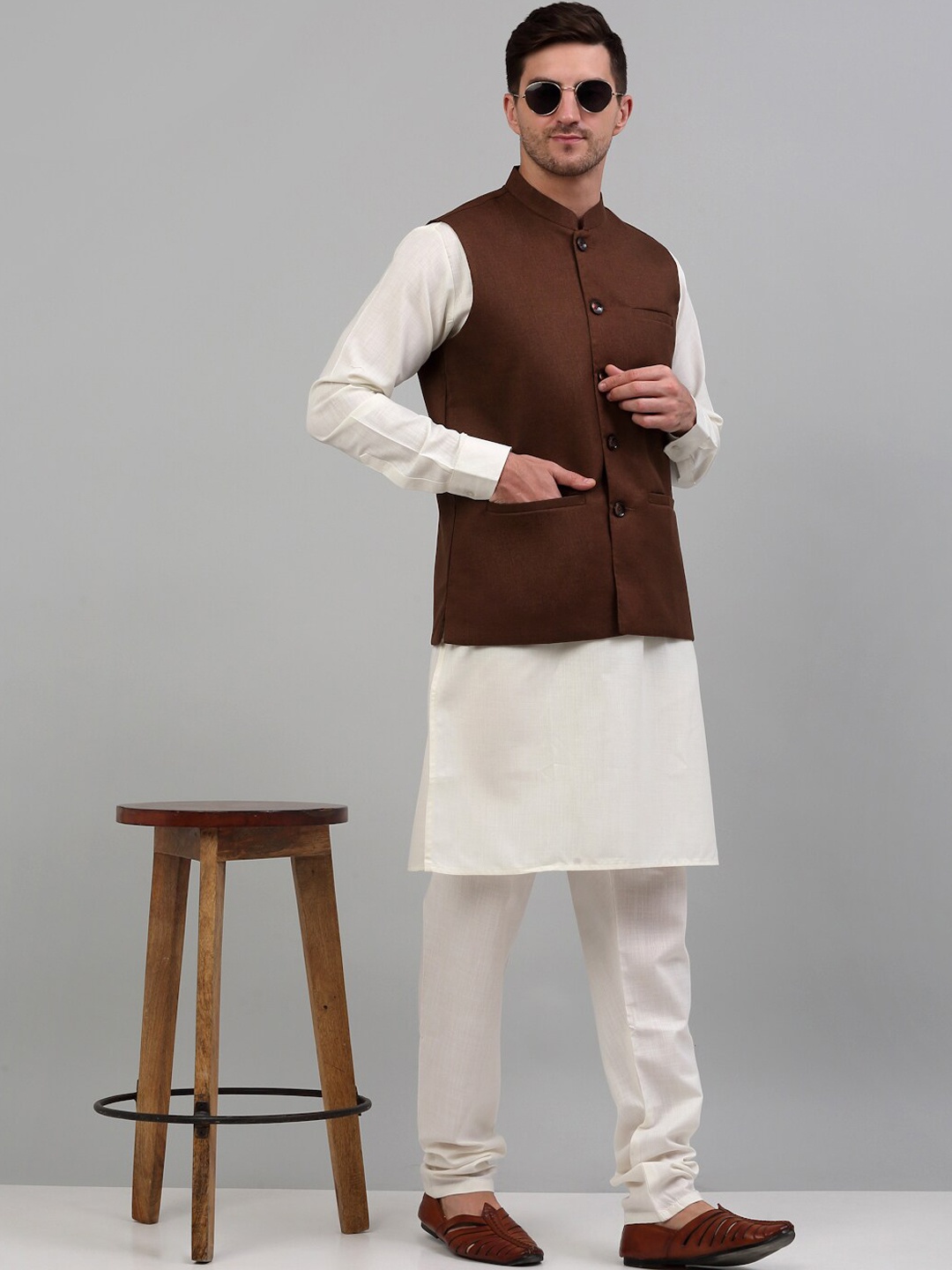 

Jompers Mandarin Collar Kurta & Churidar With Nehru Jacket, Brown