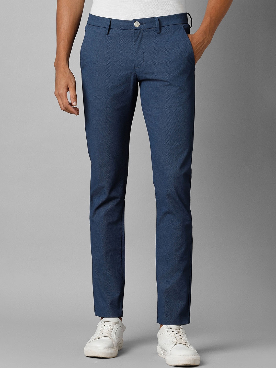 

Allen Solly Men Textured Slim Fit Flat-Front Mid-Rise Trousers, Blue