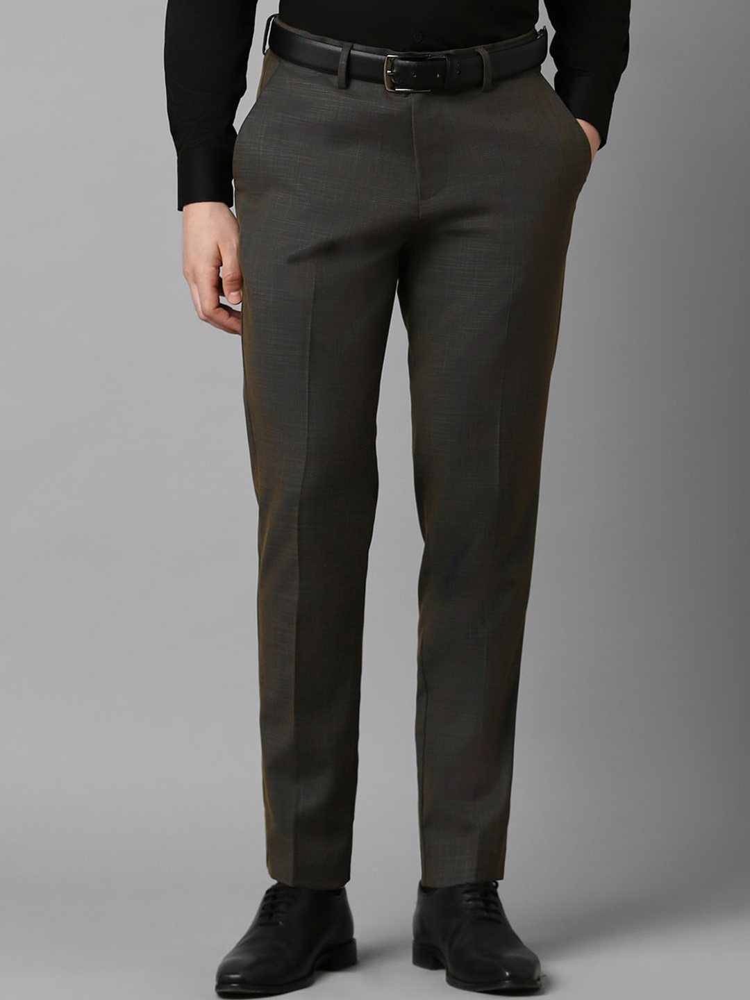 

Allen Solly Men Slim Fit Flat-Front Mid-Rise Trousers, Grey