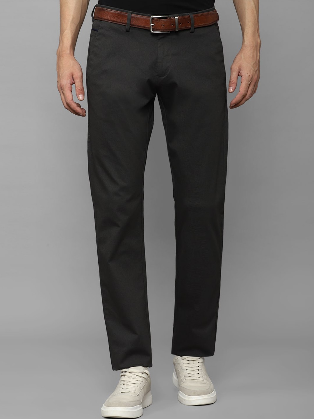 

Allen Solly Men Slim Fit Flat-Front Mid-Rise Trousers, Grey