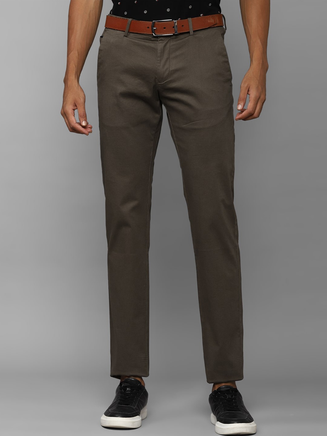 

Allen Solly Men Slim Fit Mid-Rise Regular Trousers, Brown