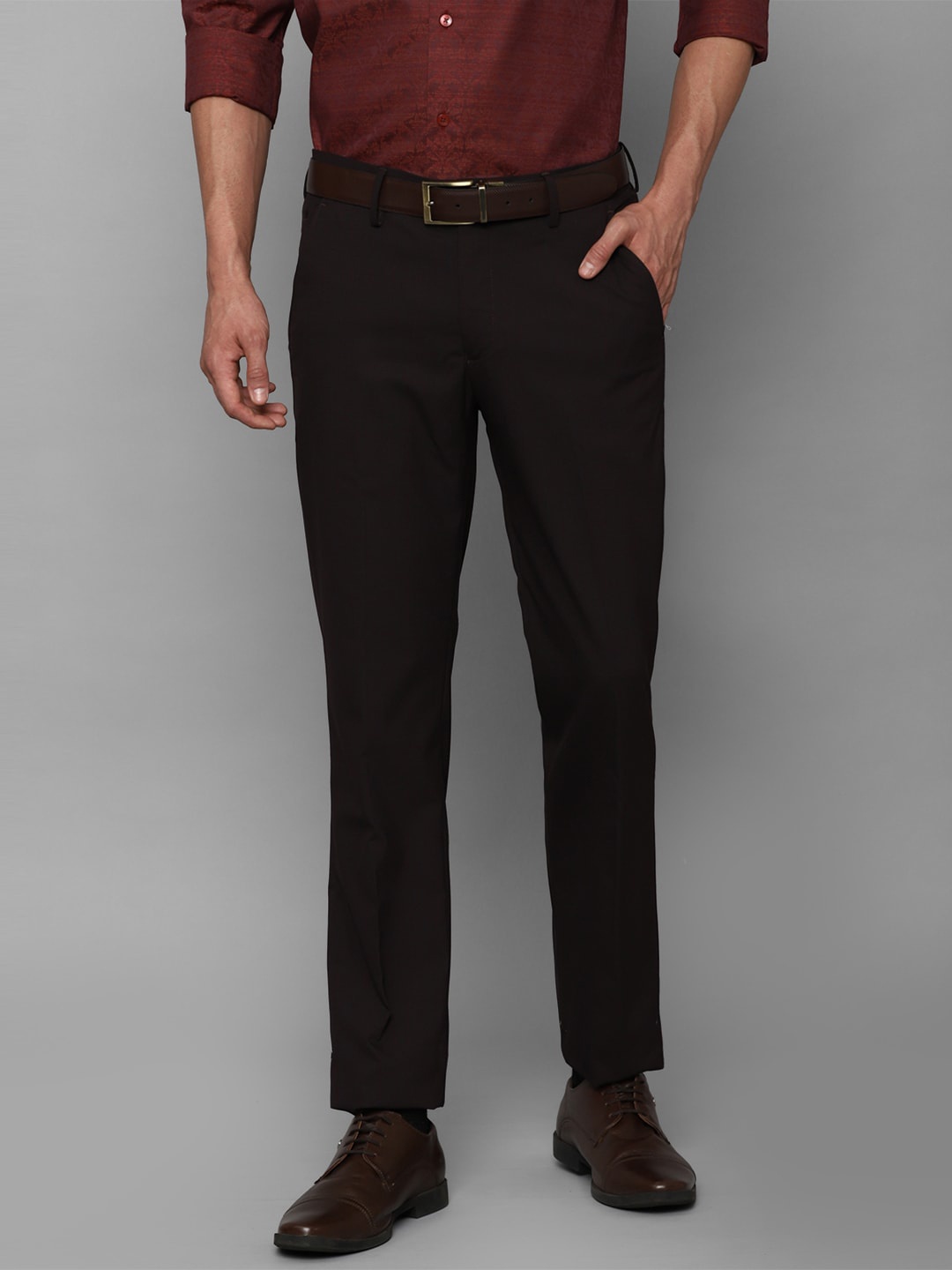 

Louis Philippe Men Slim Fit Mid-Rise Formal Trousers, Black