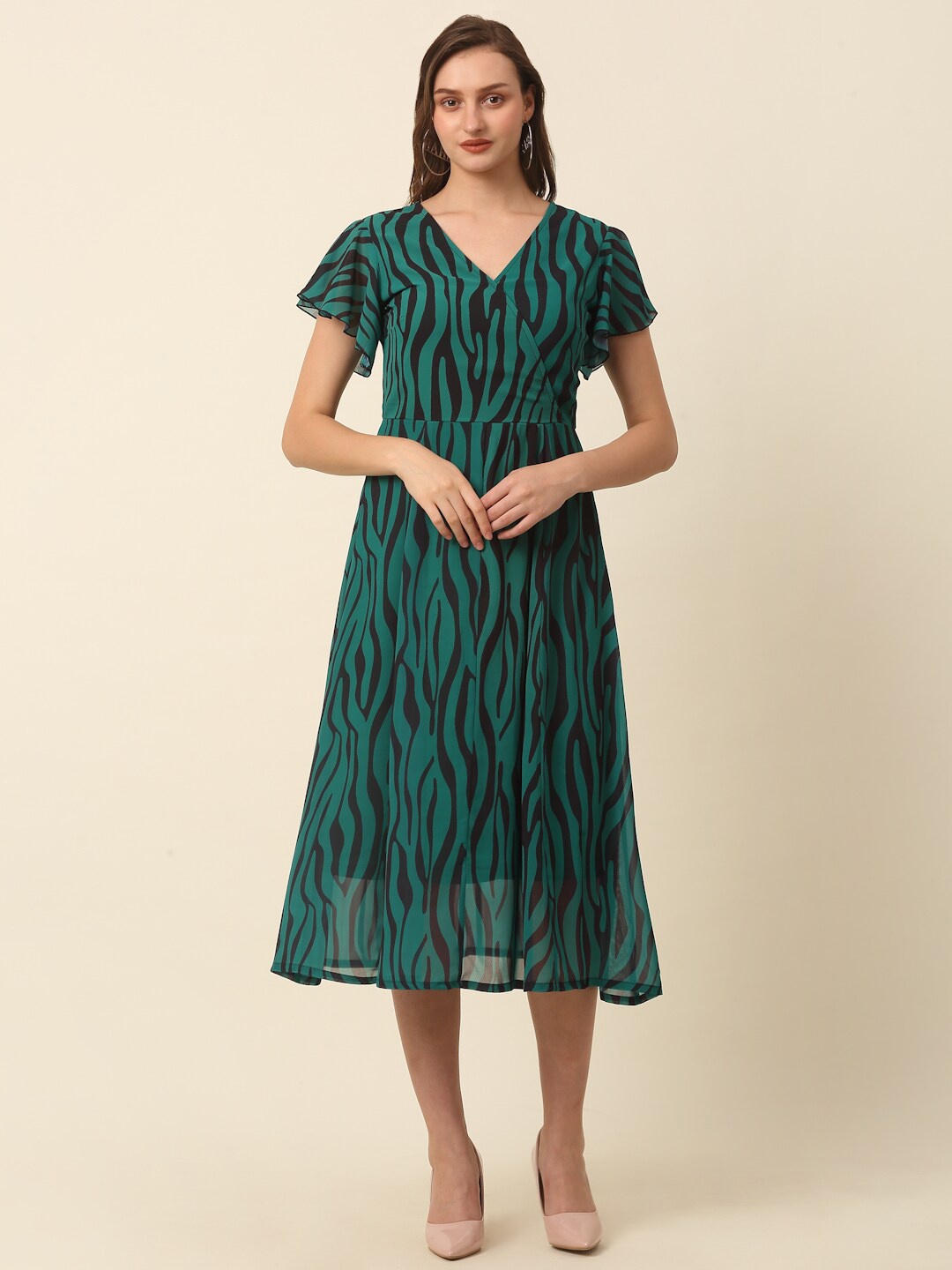 

plusS Green Abstract Printed Flutter Sleeves A-Line Midi Dress