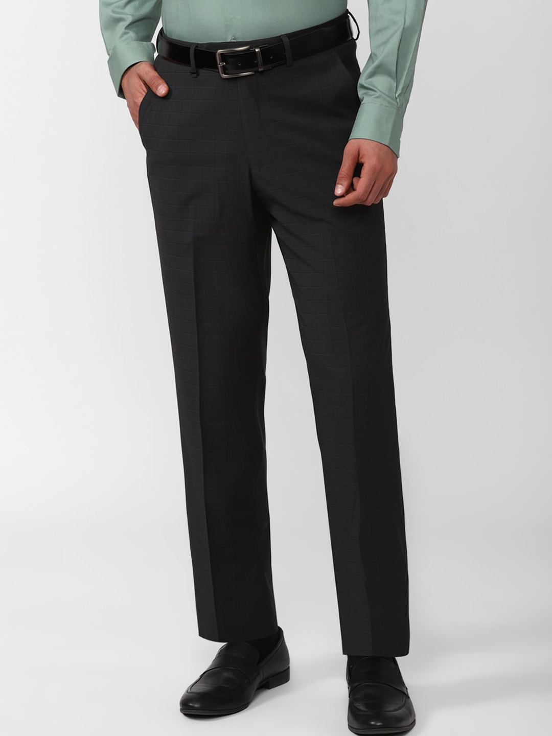 

Van Heusen Men Mid Rise Plain Formal Trousers, Black