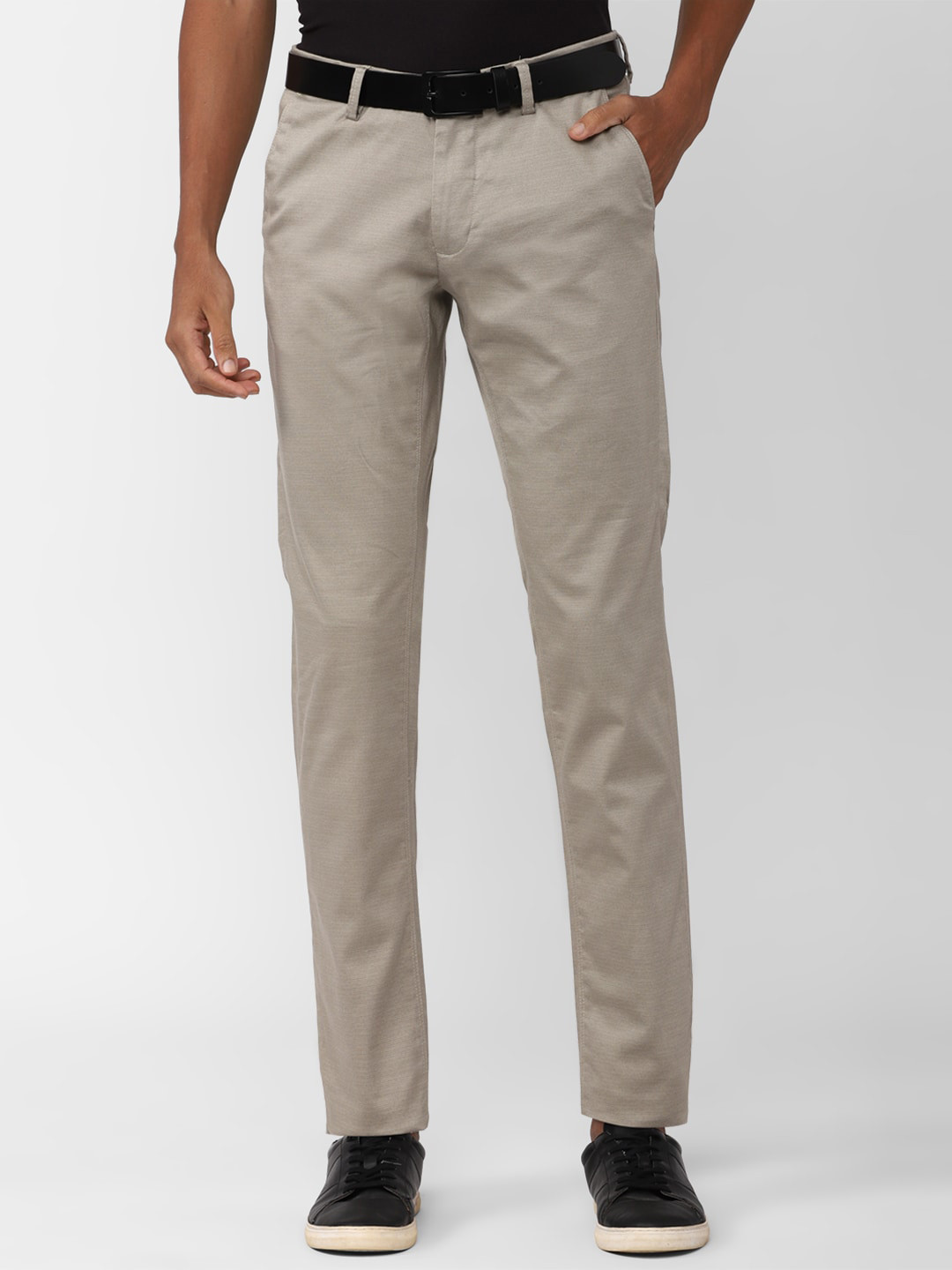 

Van Heusen Sport Men Slim Fit Mid-Rise Trousers, Beige