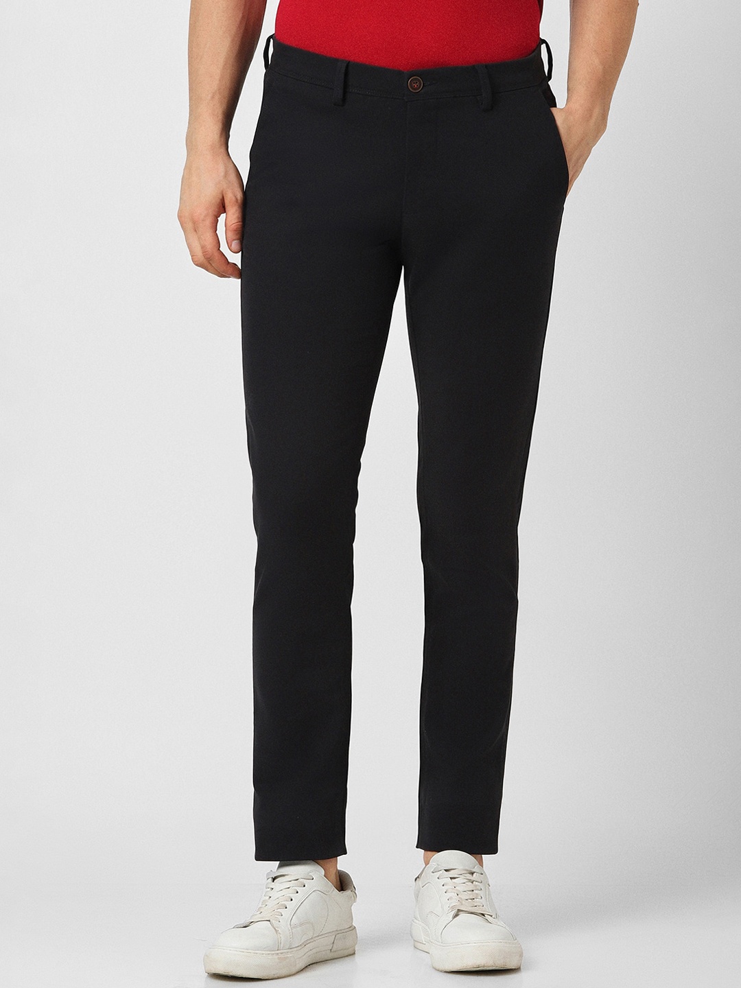 

Van Heusen Sport Men Slim Fit Mid-Rise Trousers, Black