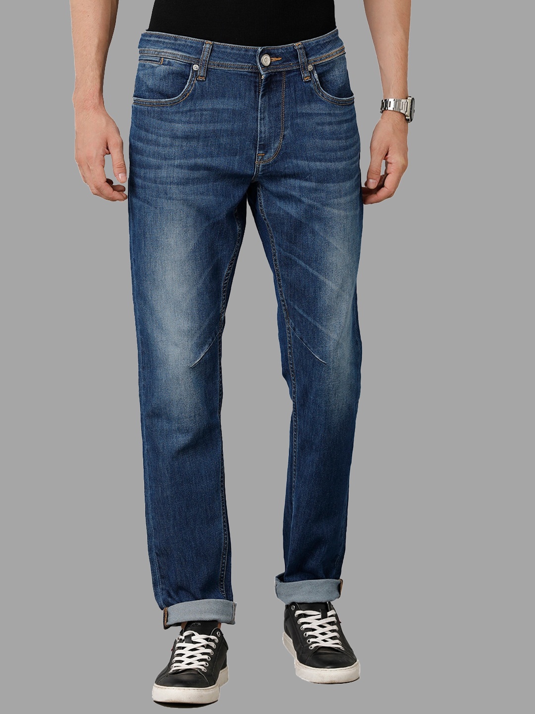 

Voi Jeans Men Slim Fit Heavy Fade Clean Look Stretchable Jeans, Blue