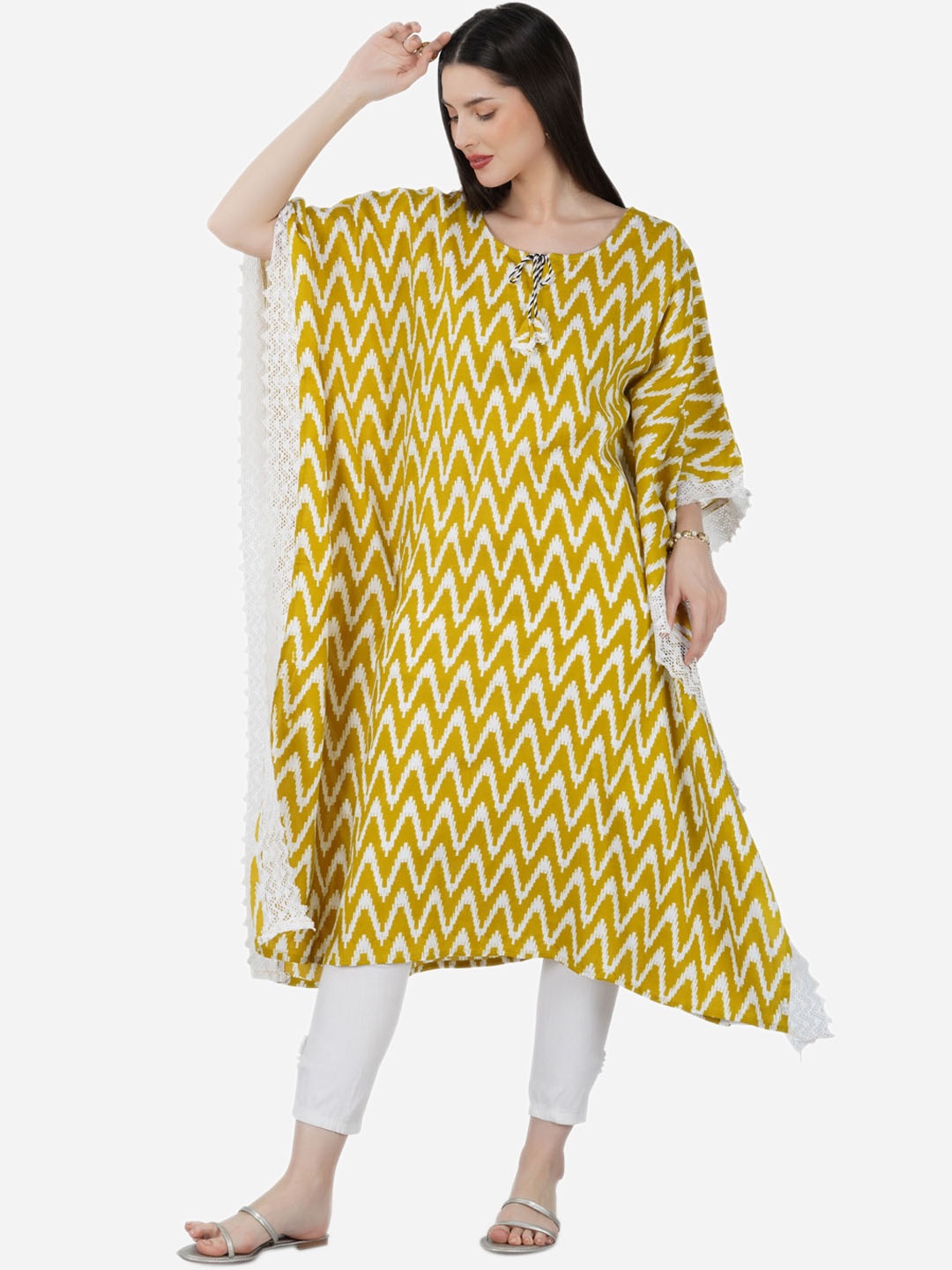 

SkyaSia Geometric Printed Flared Sleeves Kaftan, Mustard