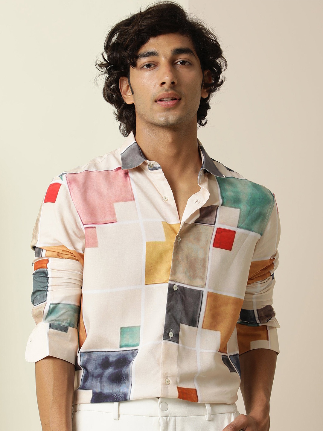 

LAKAALA Classic Colourblocked Cotton Casual Shirt, Cream