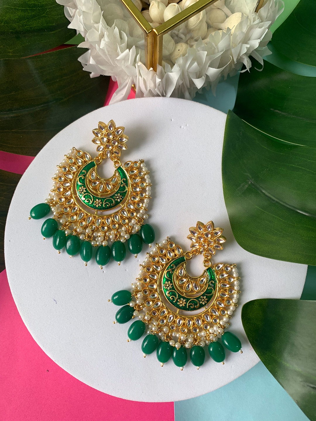 

I Jewels Gold Plated Contemporary Kundan Studded And Beaded Chandbalis