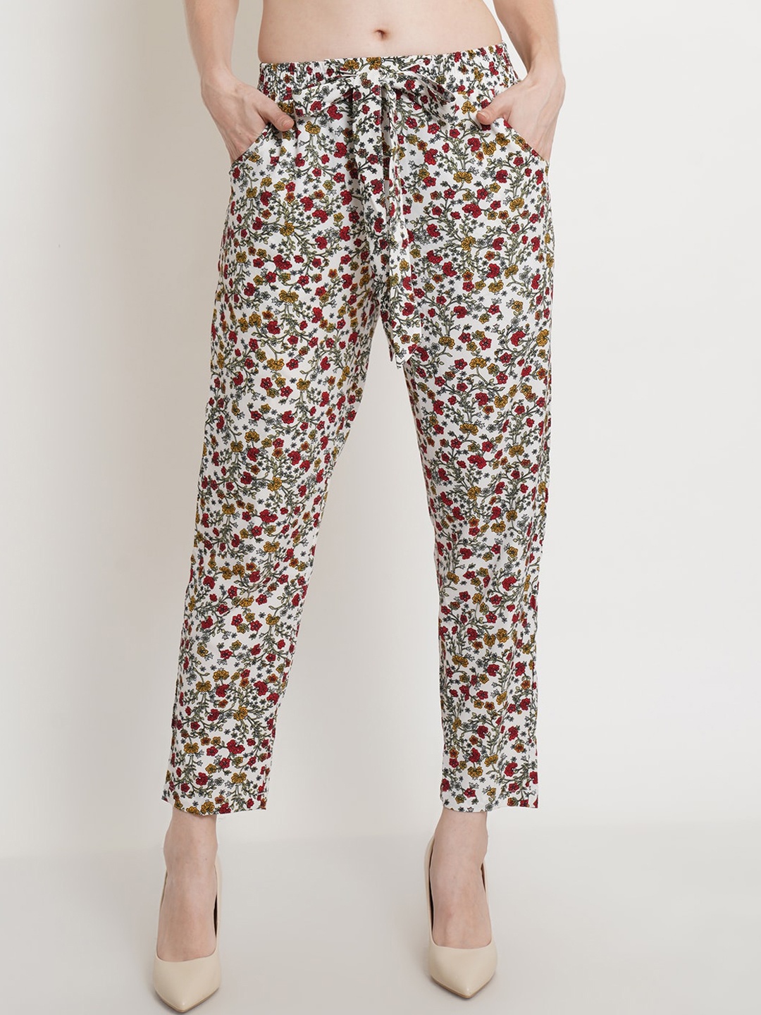 

Popwings Women Floral Printed Relaxed Easy Wash Trousers, Off white