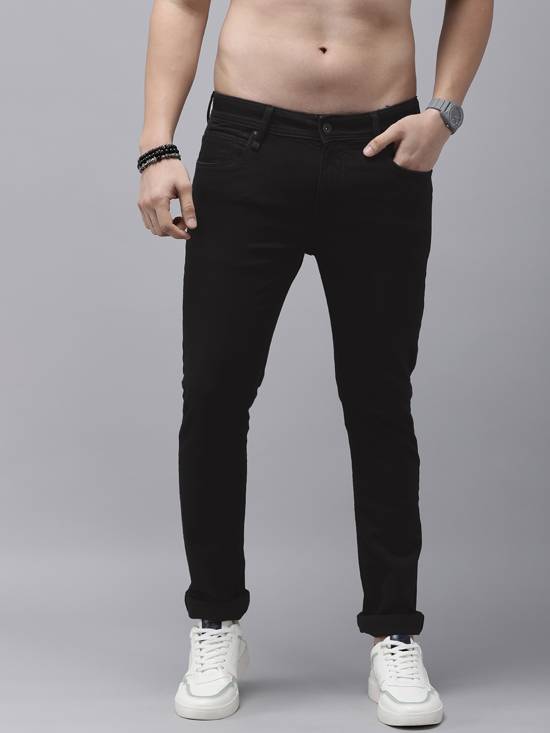 

The Roadster Life Co. Men Skinny Fit Stretchable Jeans, Black
