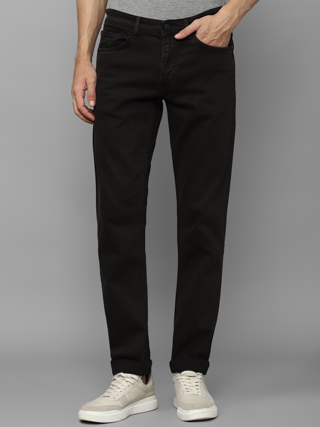 

Allen Solly Sport Men Skinny Fit Clean Look Stretchable Jeans, Black