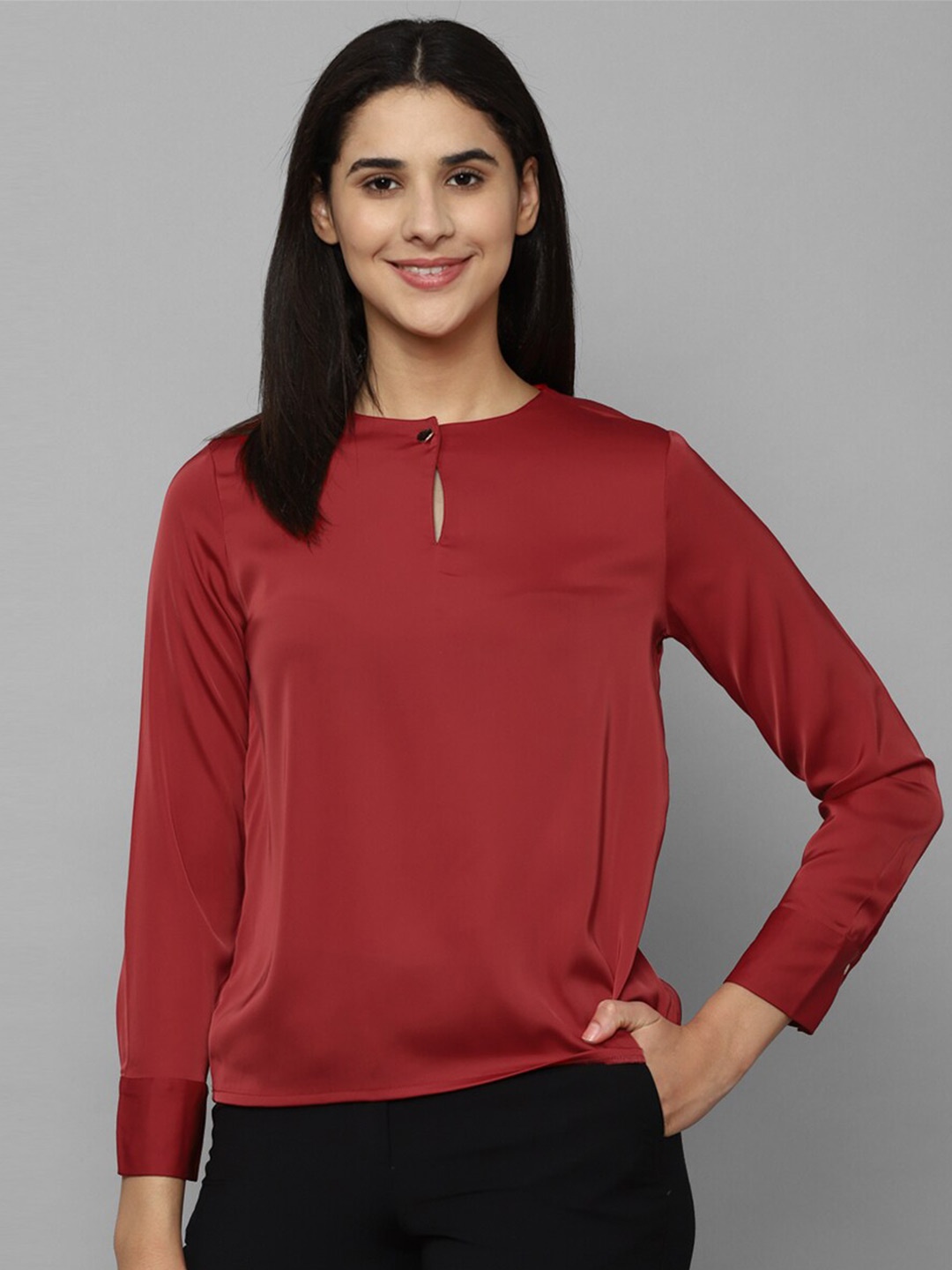 

Allen Solly Woman Round Neck Cuffed Sleeves Top, Maroon
