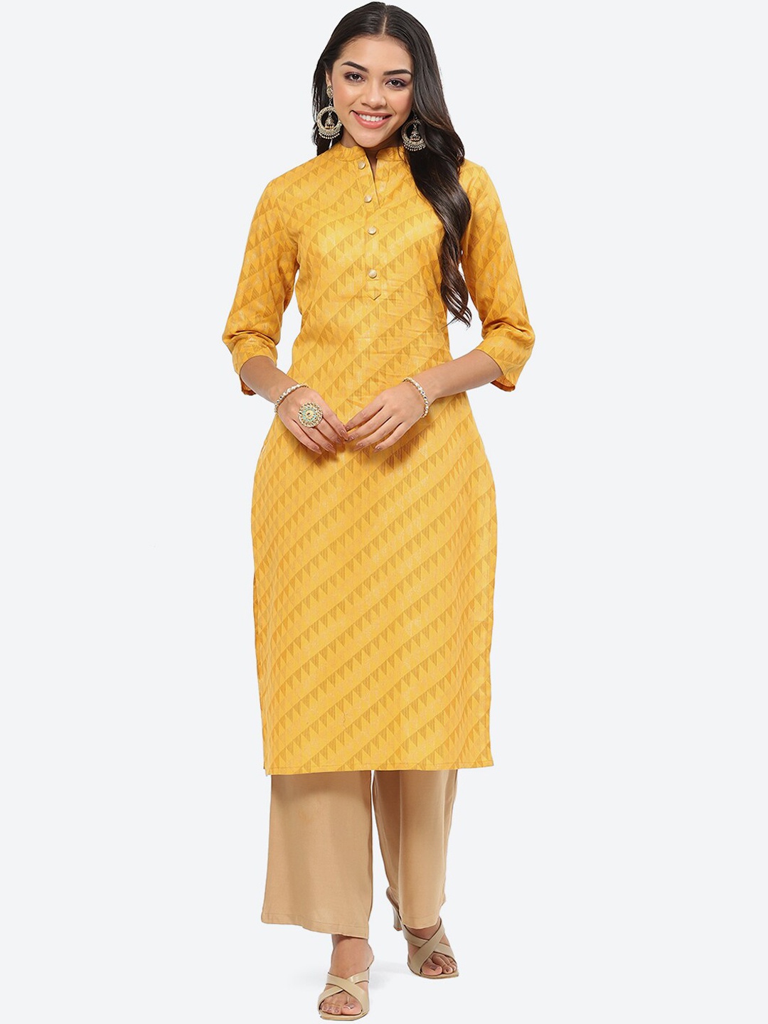 

Kurti's by Menka Geometric Printed Mandarin Collar Cotton Kurta, Yellow