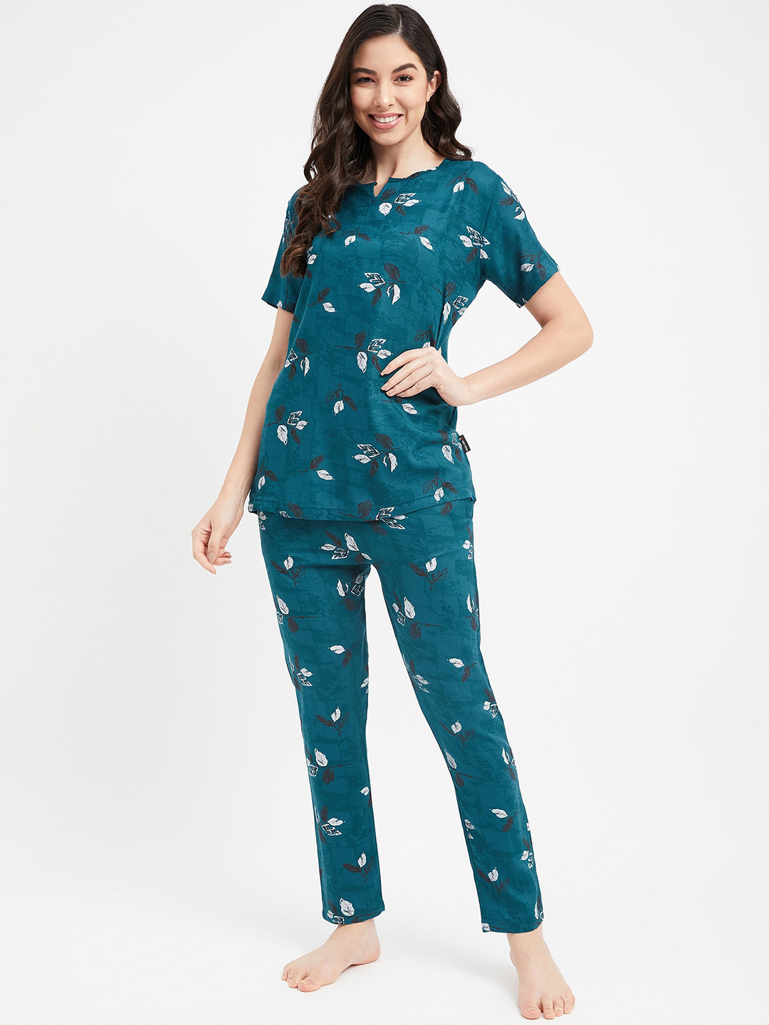 

FirstKrush Floral Printed Pure Cotton Night Suit, Teal