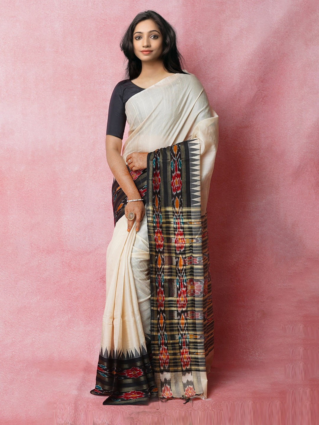 

Unnati Silks Ethnic Motifs Zari Jute Silk Handloom Tussar Saree, Cream