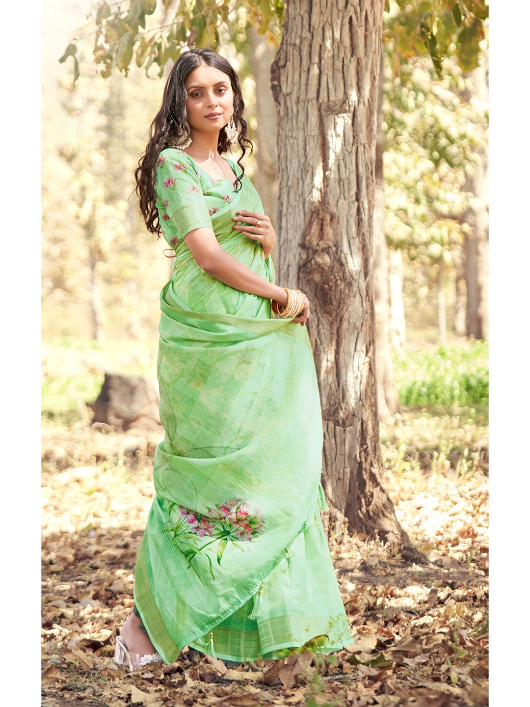 

Mitera Green Floral Printed Zari Pure Cotton Saree