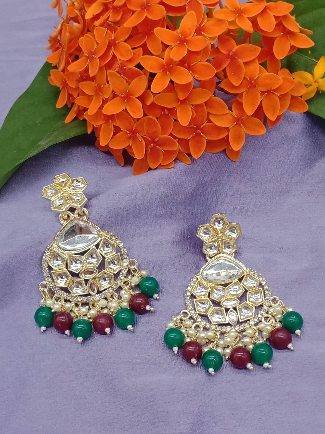 

AASHISH IMITATIONGold-Plated Contemporary Kundan Chandbalis Earrings, Gold