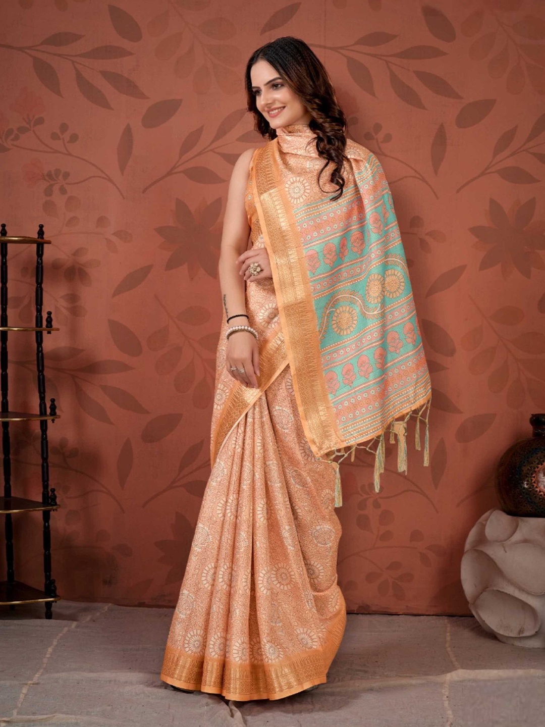 

Mitera Peach-Coloured & Gold-Toned Woven Design Ethnic Motifs Zari Pure Cotton Saree