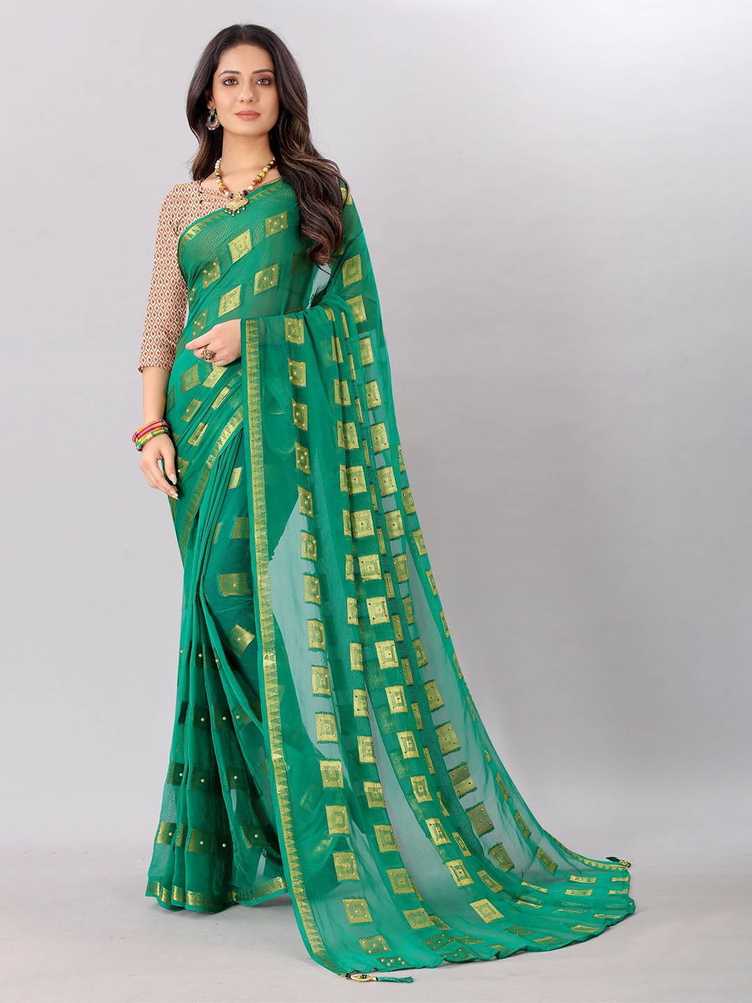 

Rhey Ethnic Motifs Woven Design Beads and Stones Pure Chiffon Banarasi Saree, Green