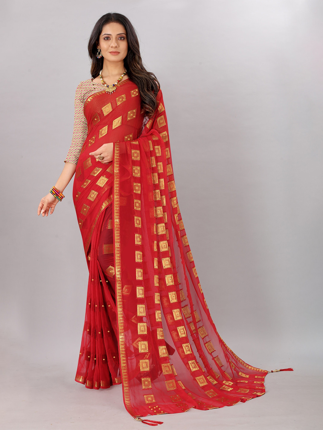 

Rhey Geometric Woven Design Beads and Stones Pure Chiffon Banarasi Saree, Red