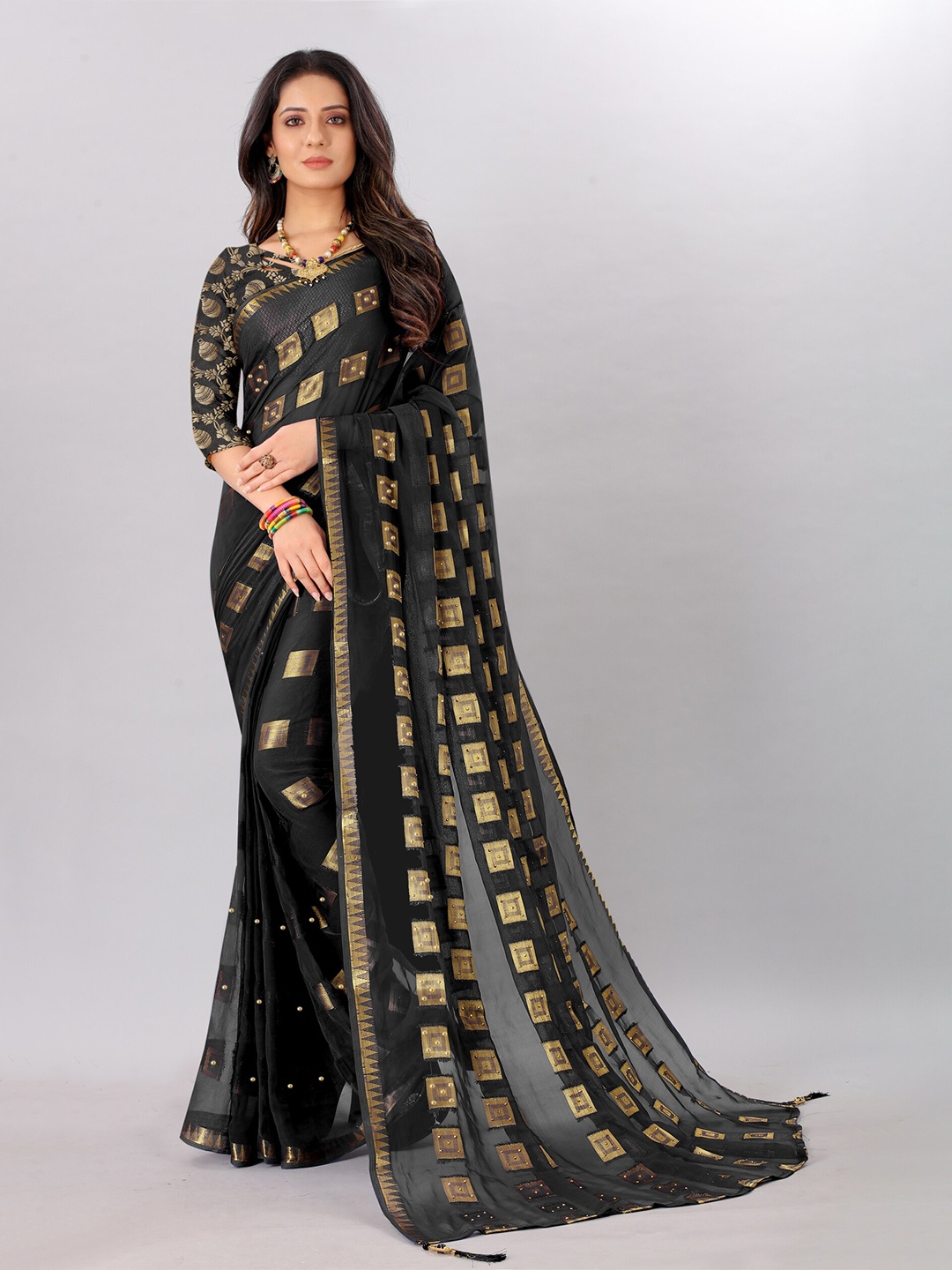 

Rhey Geometric Woven Design Beads And Stones Embellished Pure Chiffon Saree, Black