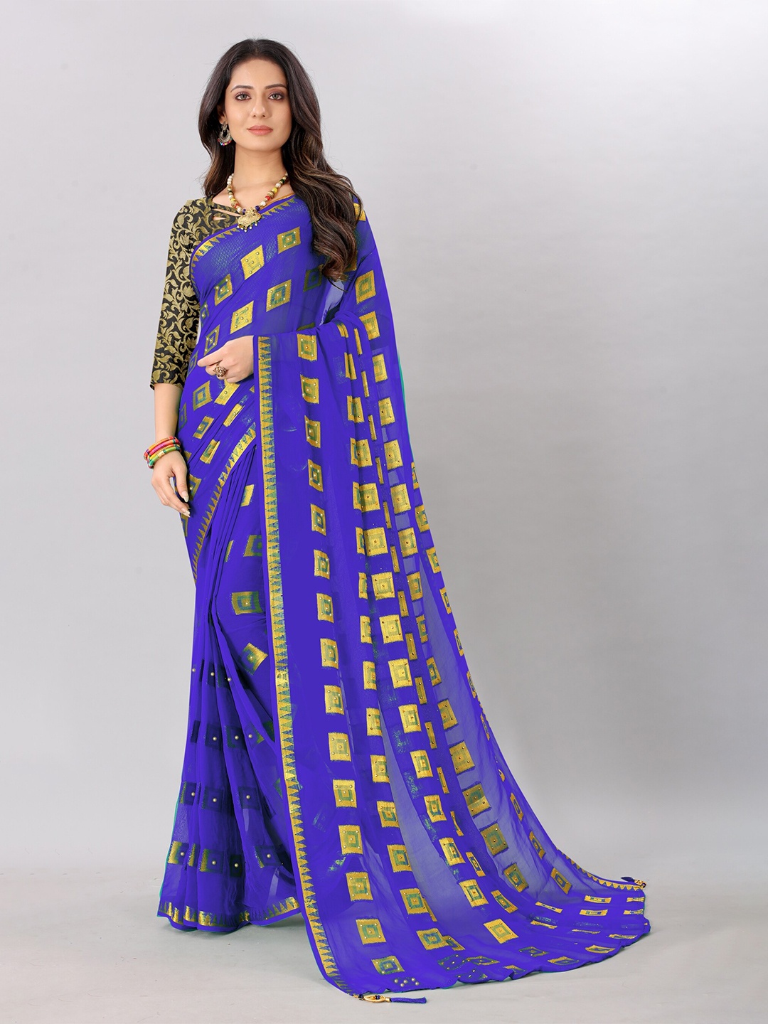 

Rhey Geometric Woven Design Beads and Stones Pure Chiffon Banarasi Saree, Blue