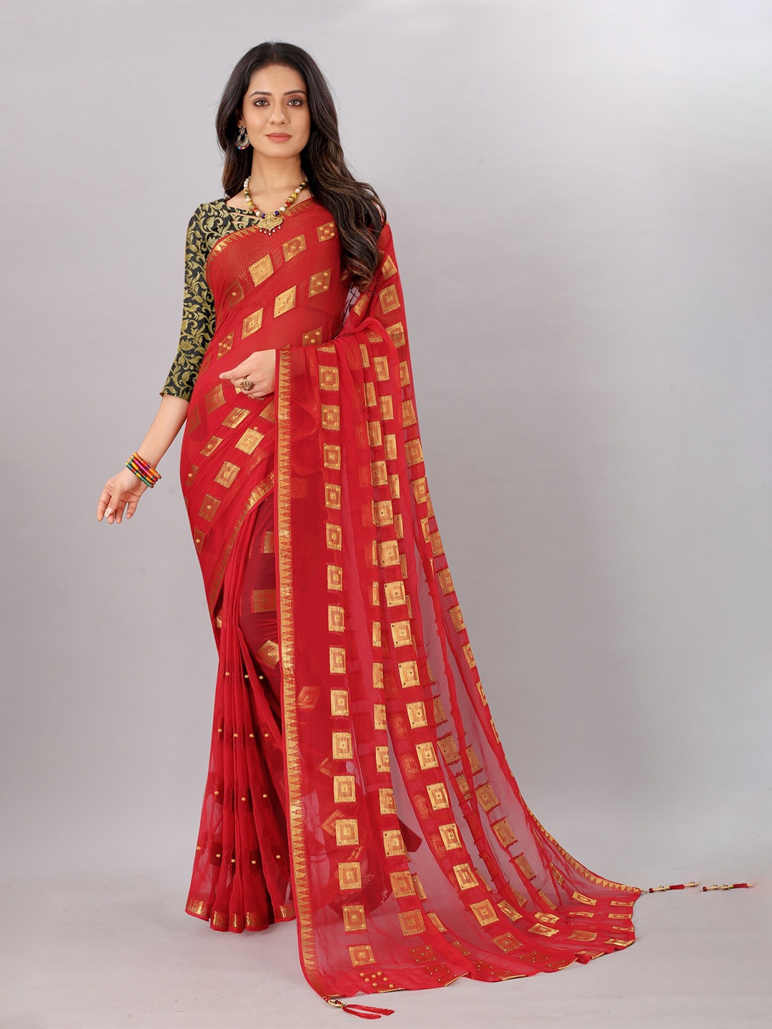 

Rhey Ethnic Motifs Woven Design Beads and Stones Pure Chiffon Banarasi Saree, Red