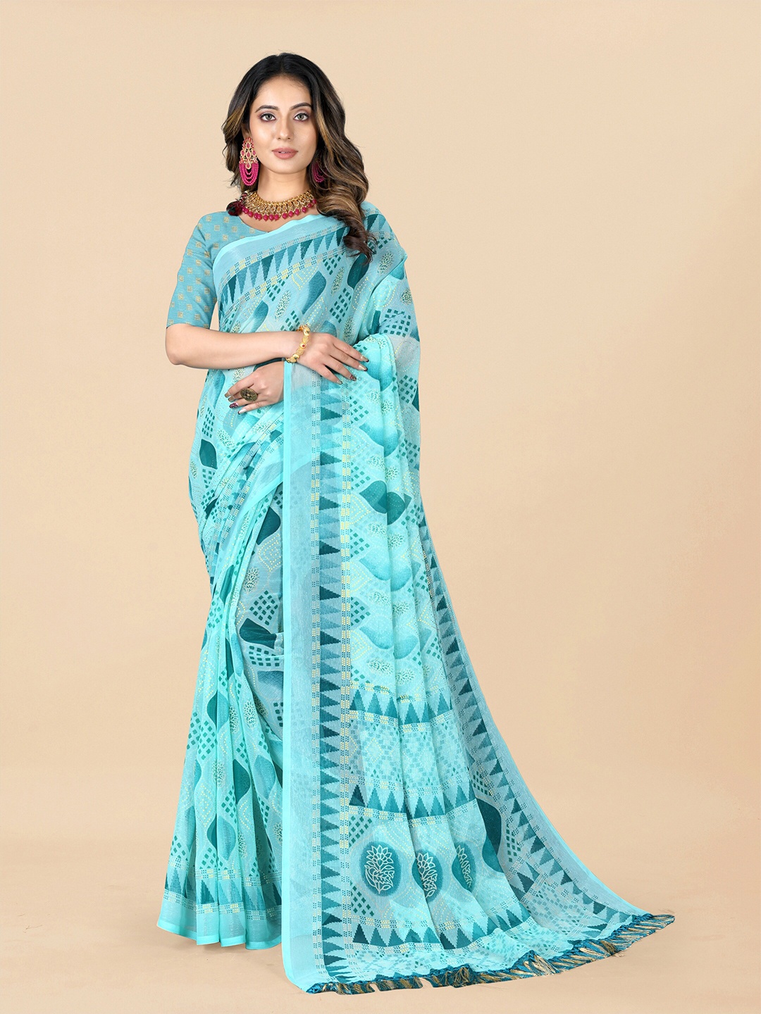 

Rhey Geometric Printed Pure Chiffon Saree, Turquoise blue