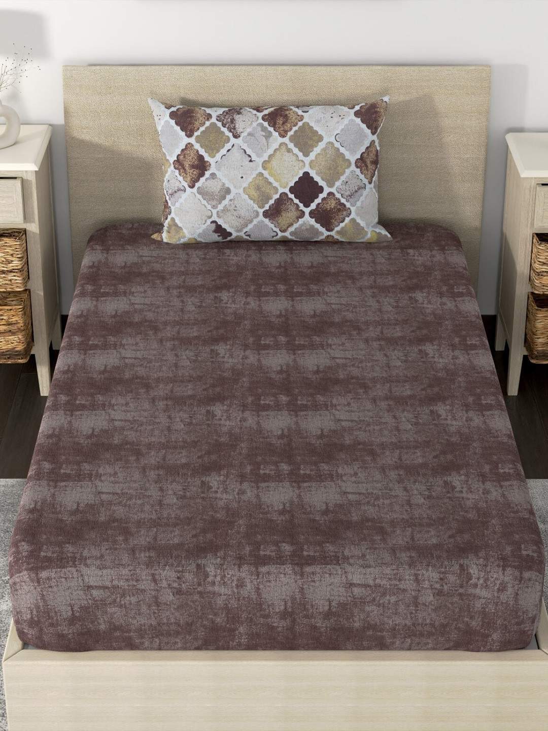 

Huesland Aspire Brown & Grey 186 TC Pure Cotton Single Bedsheet & Pillow Cover